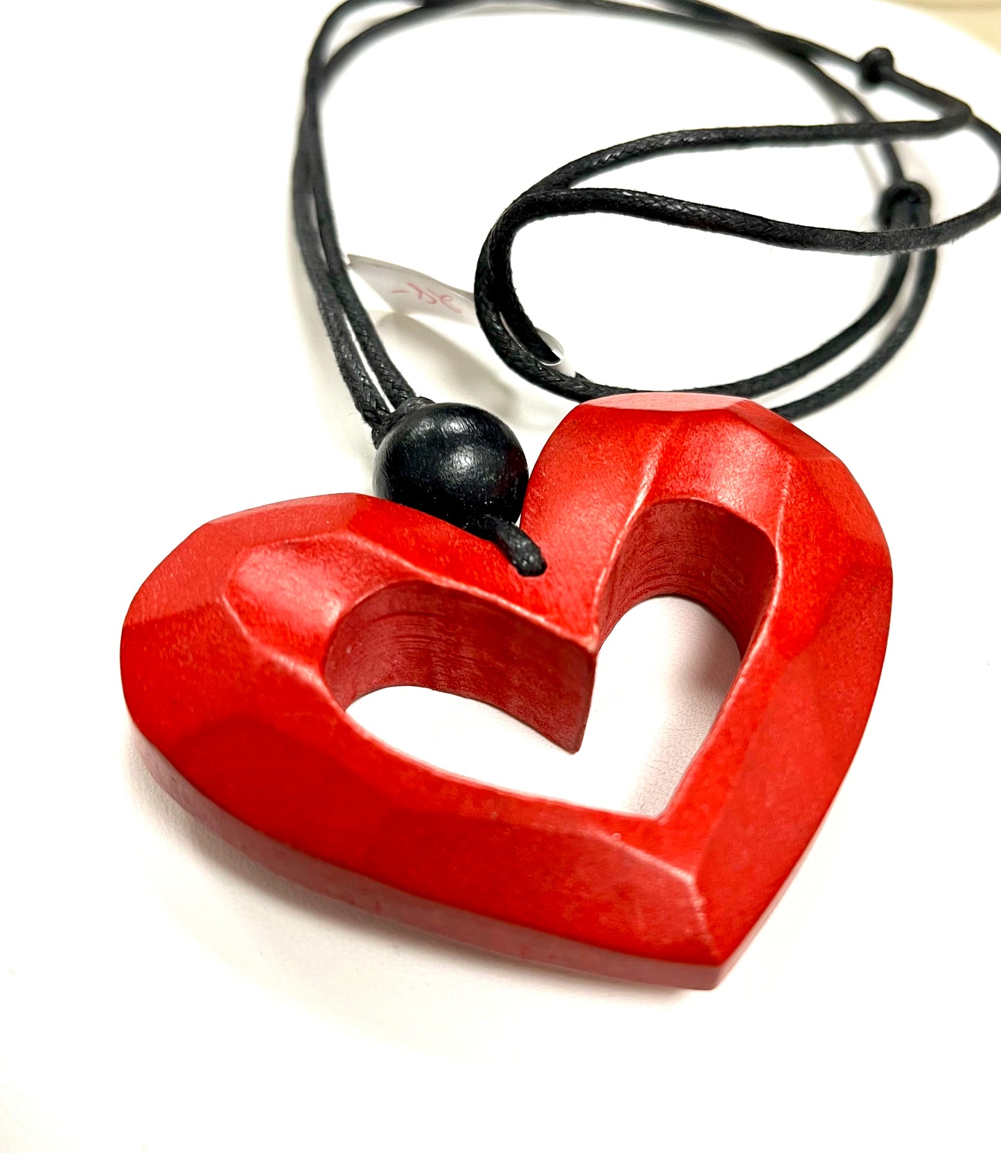 Beautiful Etched Heart Pendant Necklace