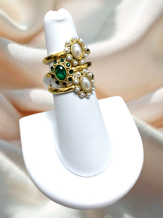 Pearly Petal Ring
