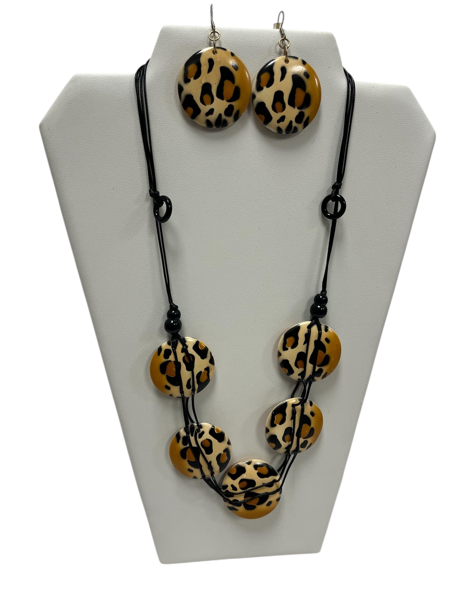 Animal Print Tiger Wood Necklace Set | Unique Jewelry | She She's Closet