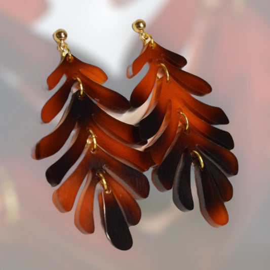 Gold Point Monstera Leaf Earrings