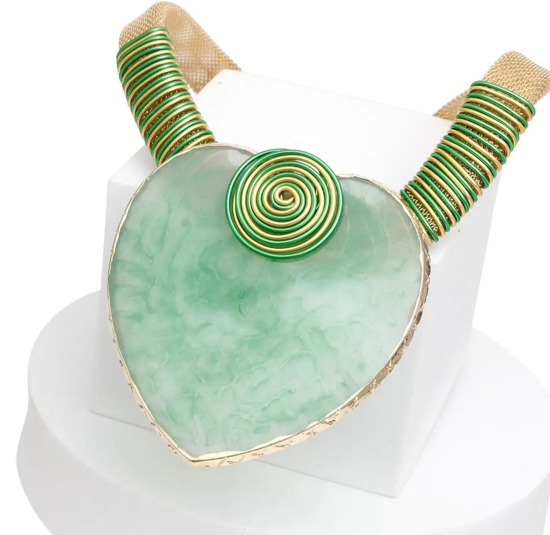 Green Opaque Heart Shape Necklace Set Gold Mesh Accents