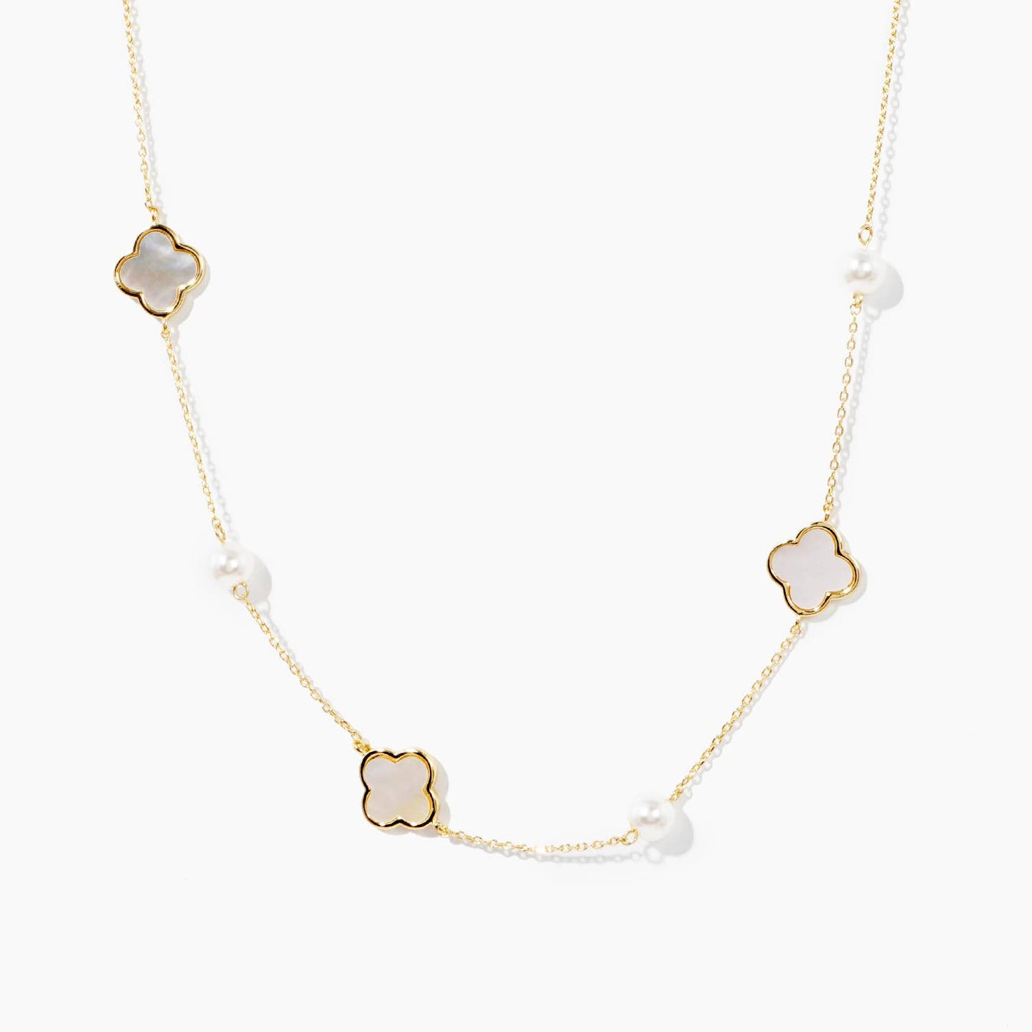 Lucky Clover mother of pearl Necklace / Minimalist Four Leaf