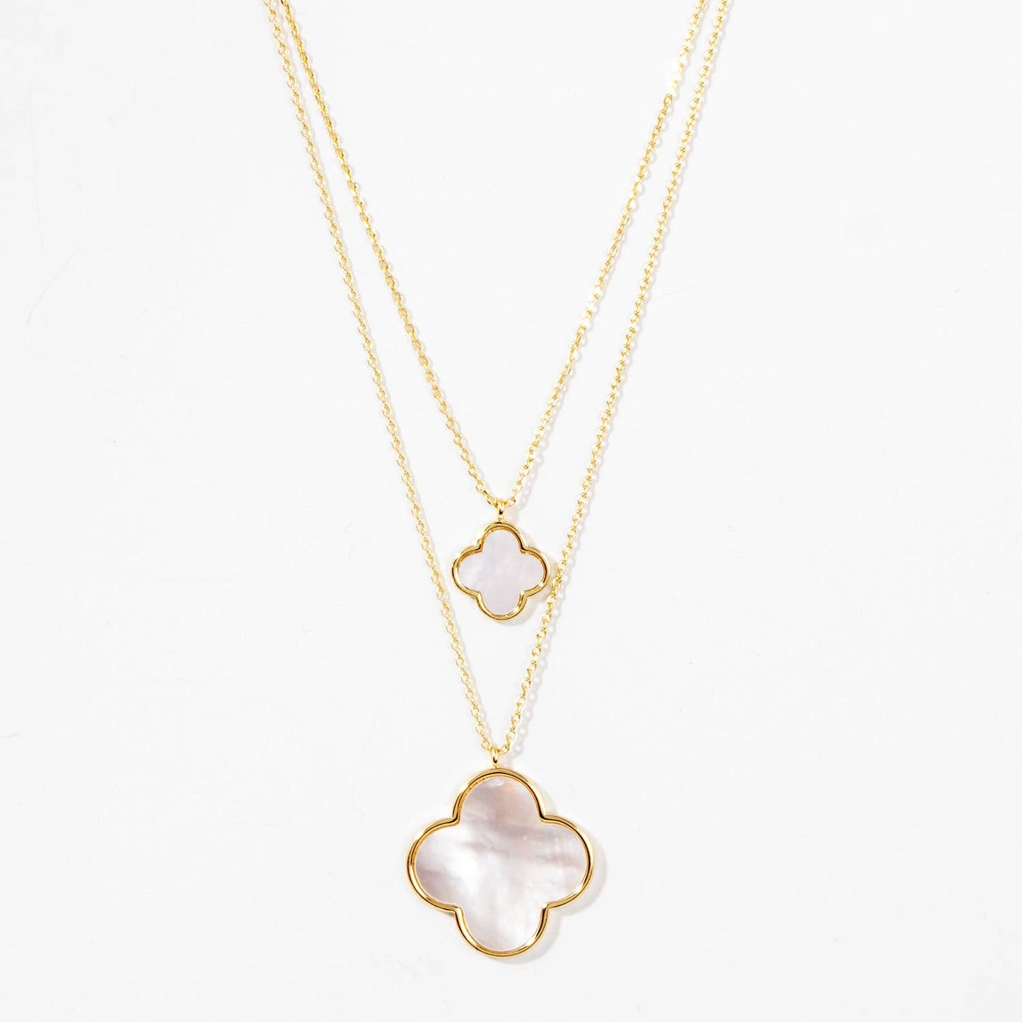 Lucky Clover mother of pearl Necklace