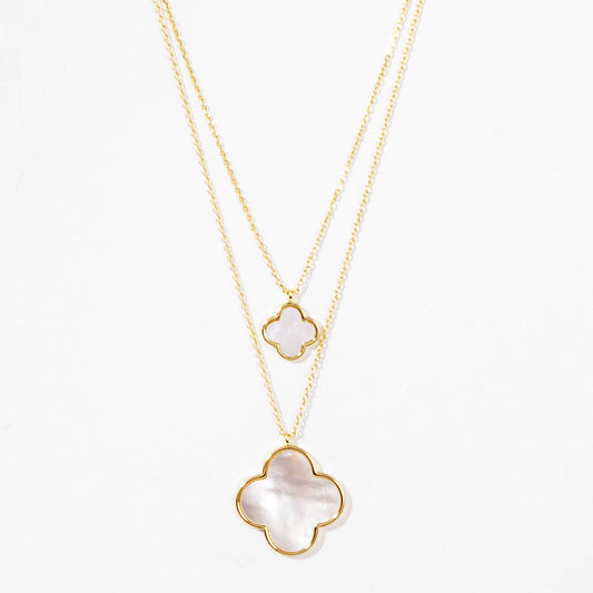 Lucky Clover mother of pearl Necklace