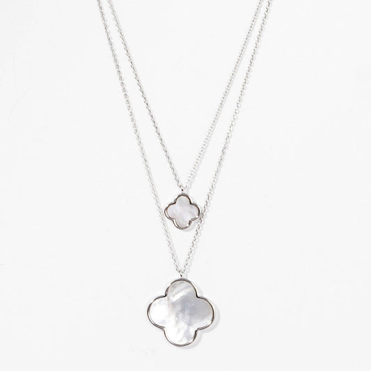 Lucky Clover mother of pearl Necklace