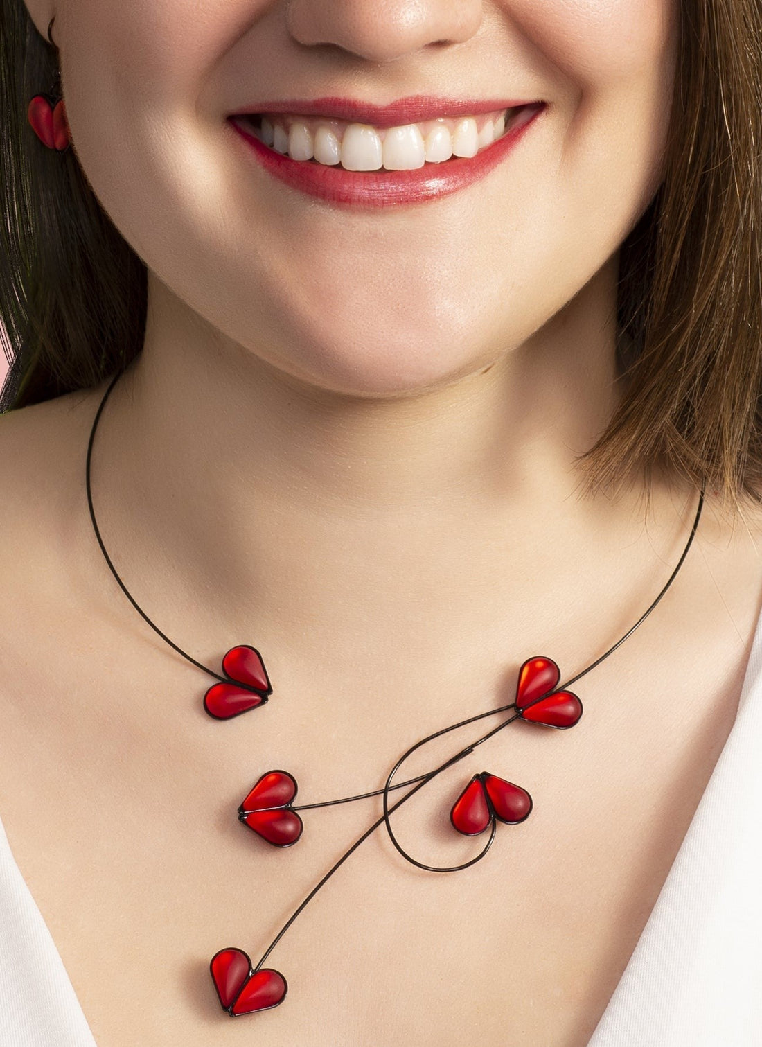 Bohemian Heart Necklace Set: Elegant & Versatile Jewelry for Every Occasion