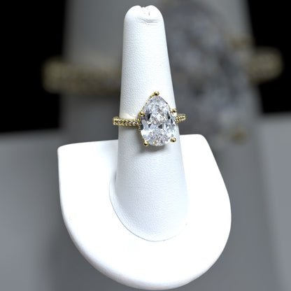 Nora Pear Cut Ring