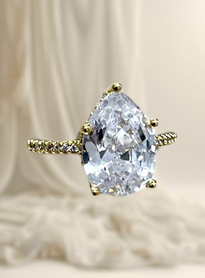 Nora Pear Cut Ring