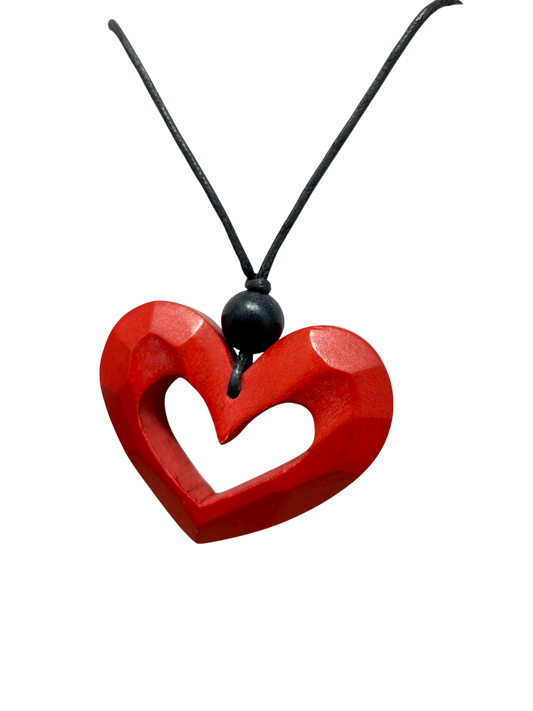 Beautiful Etched Heart Pendant Necklace