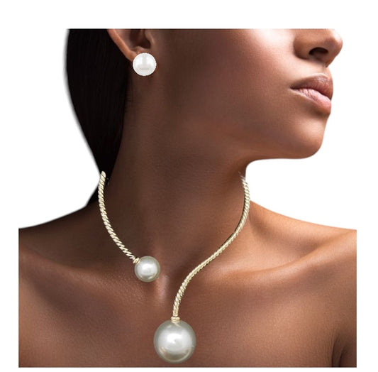 Pearl Drop Necklace Set