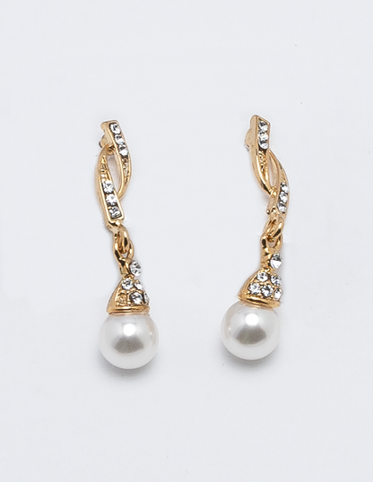 Gold-Tone Necklace And Matching Pearl Drop Earrings