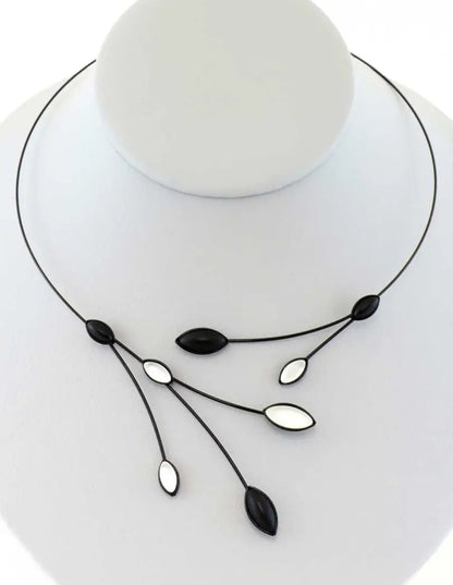 Black and White Bohemian  Glass Necklace Set