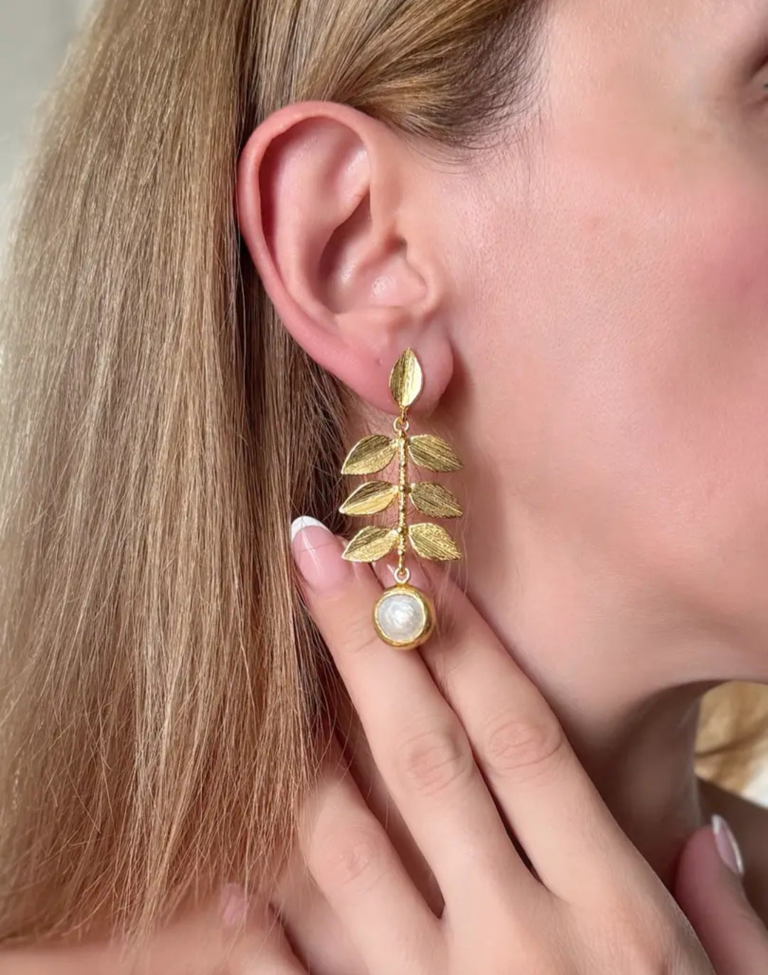Leaf Pearl Earrings