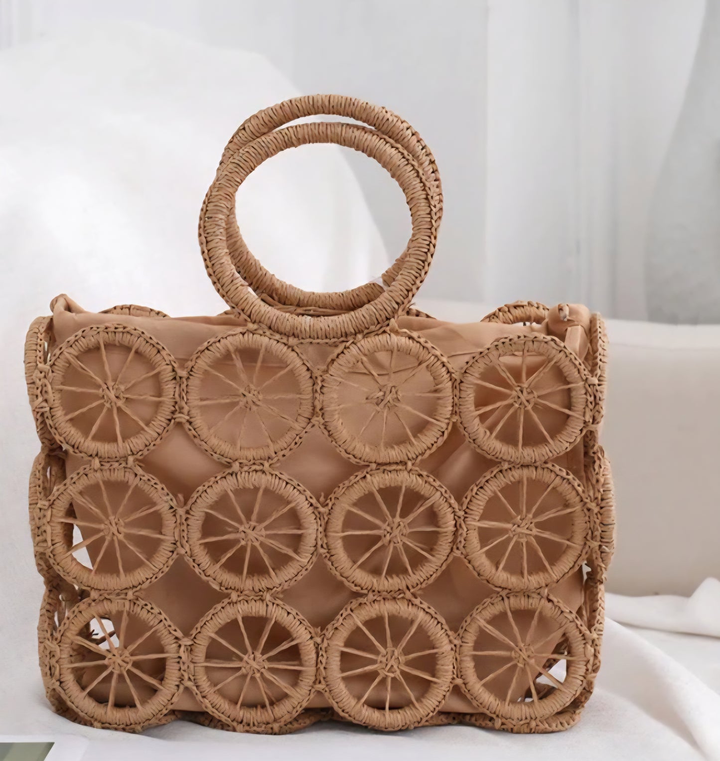 Circular Pattern Tote with Cloth Drawstring Pouch | Natural, Mint Green & Tan